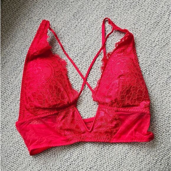 Red Lace Bralette - Picture 1 of 3
